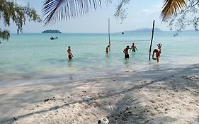 White Pearl Beach